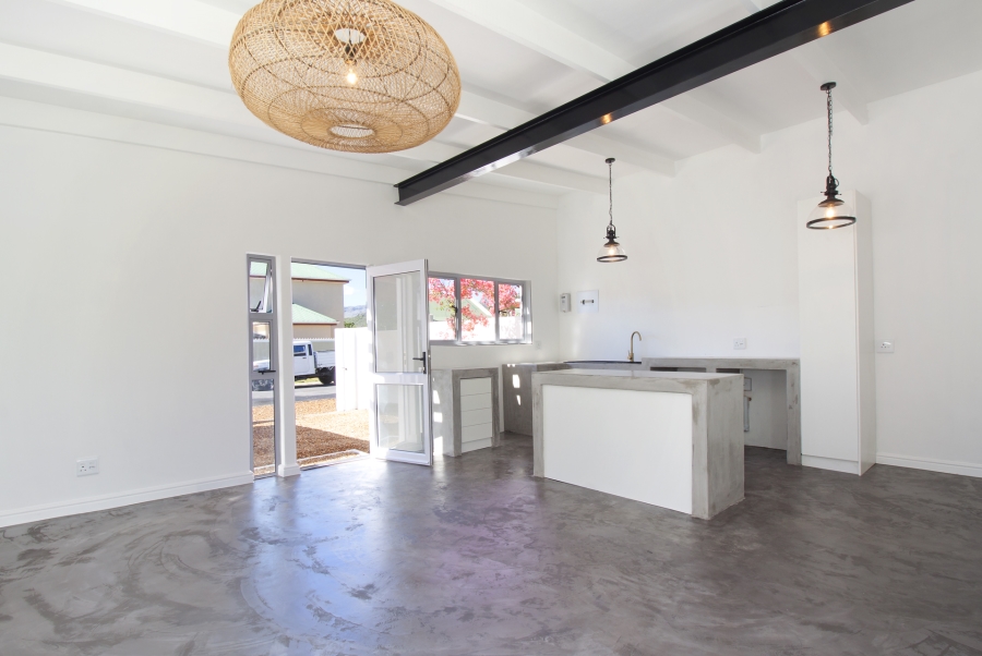 3 Bedroom Property for Sale in Milkwood Park Western Cape